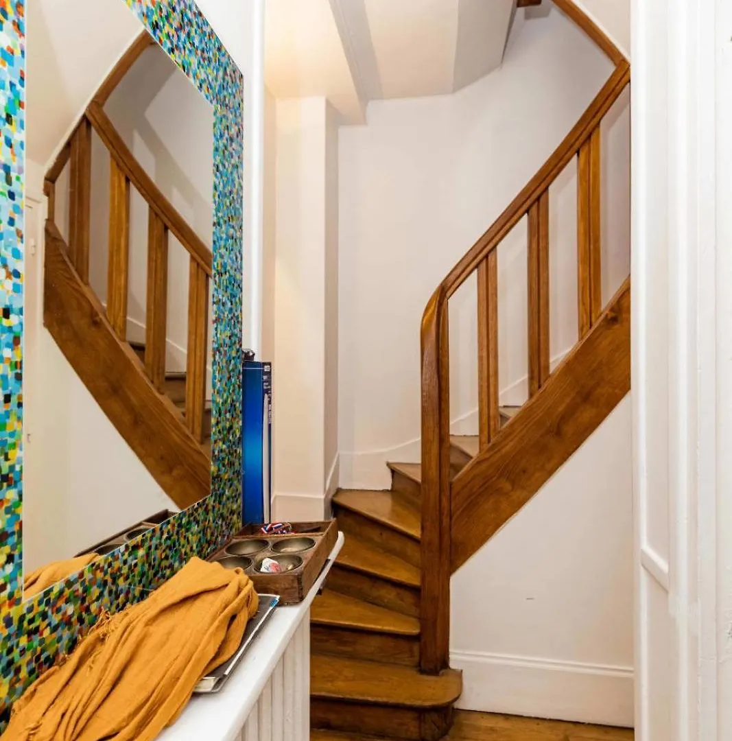 Beautiful Large House In A Wooded Garden Villa Paris Holiday home